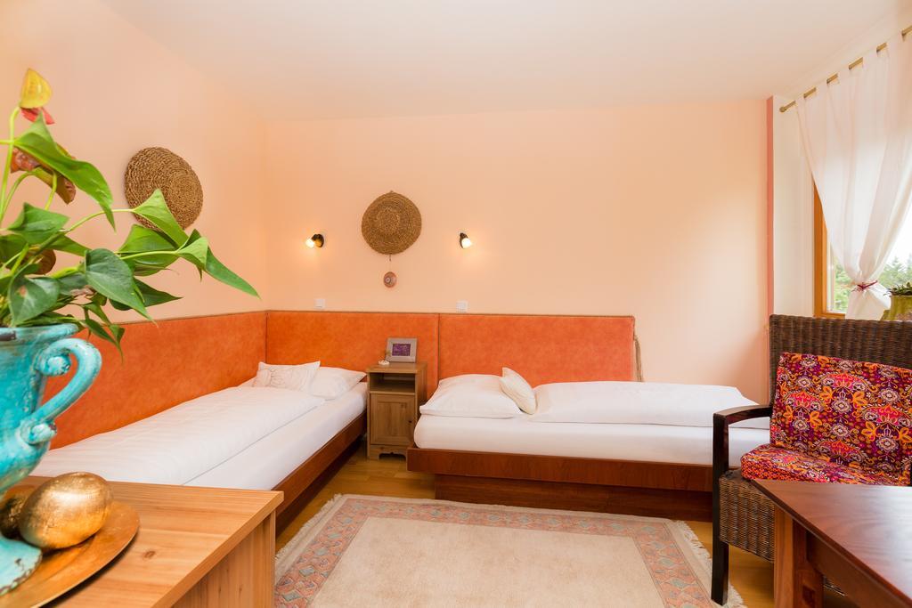Appartementhaus Witzmann Bad Voeslau Quarto foto